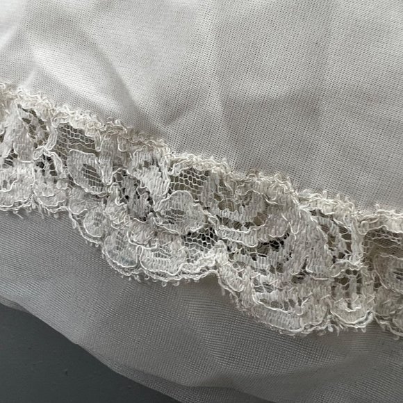 Vintage Lorraine Half Slip Ivory Beige Lace Trim Elastic Waist size S Women - Picture 4 of 6